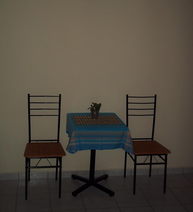 En Leuko Apartments ซูกาเลดส์ ภายนอก รูปภาพ